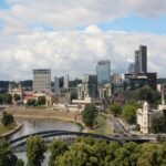 Kaip sukurti sėkmingą elektroninę parduotuvę Lietuvoje: nuo verslo plano iki pirmųjų pardavimų per 90 dienų